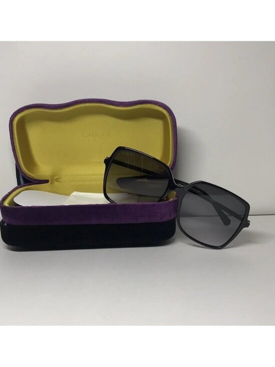 New Authentic Gucci GG0544S 001 Oversized Rectangle Sunglasses main image 8